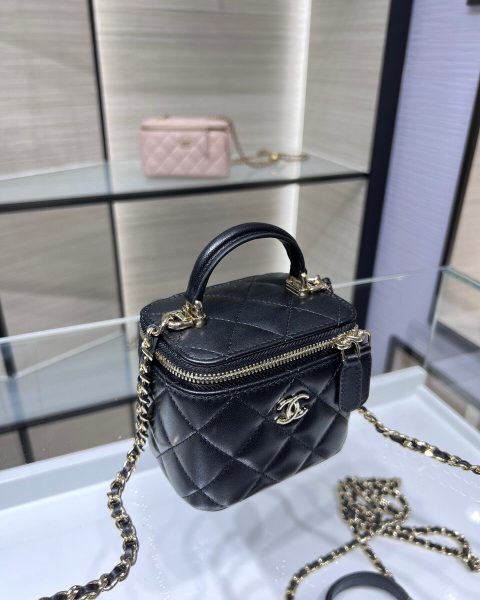 Chanel Vanity Case Small Lamb Black