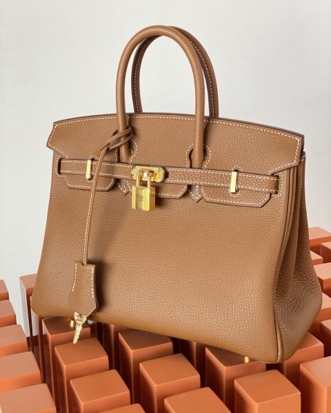 Hermès Togo Birkin 25 in Gold