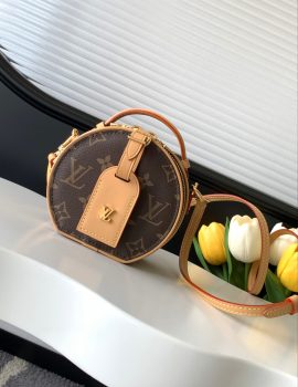 Louis Vuitton Mini Boite Chapeau in Monogram