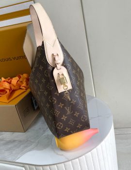 Louis Vuitton Slouchy MM