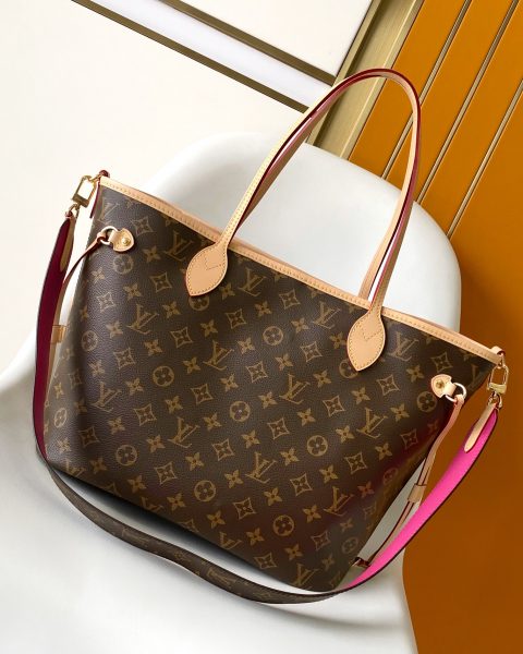 Louis Vuitton Neverfull Bandoulière Inside Out MM