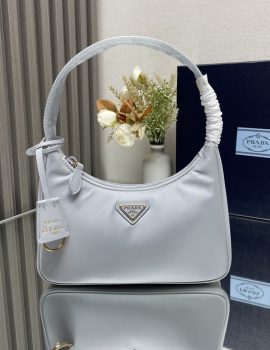 Prada Tessuto Nylon Re-Edition 2000 Bag Fiordaliso