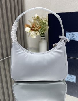 Prada Tessuto Nylon Re-Edition 2000 Bag Fiordaliso