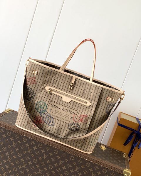 Louis Vuitton Neverfull Bandoulière Inside Out GM