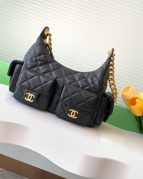Chanel 25C Hobo Black